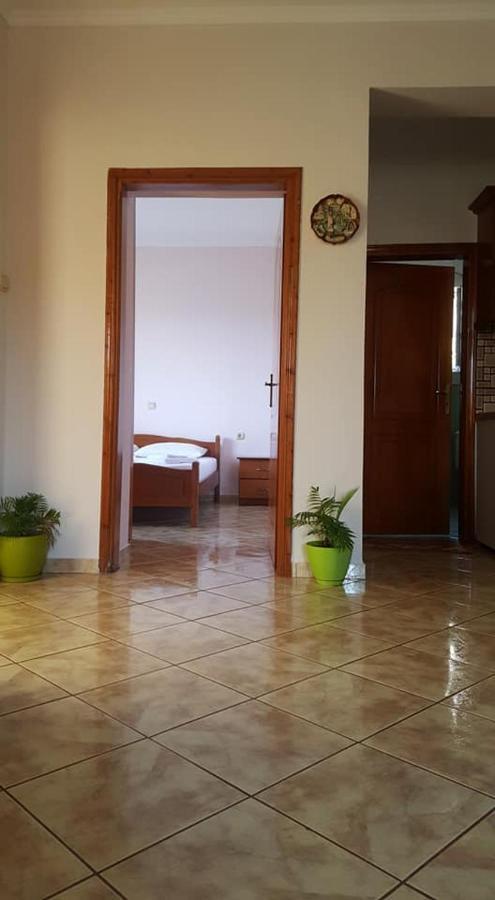 קסאמיל Vita Apartment - Spacious Garden And Balcony 5 Min To Beach & Center מראה חיצוני תמונה