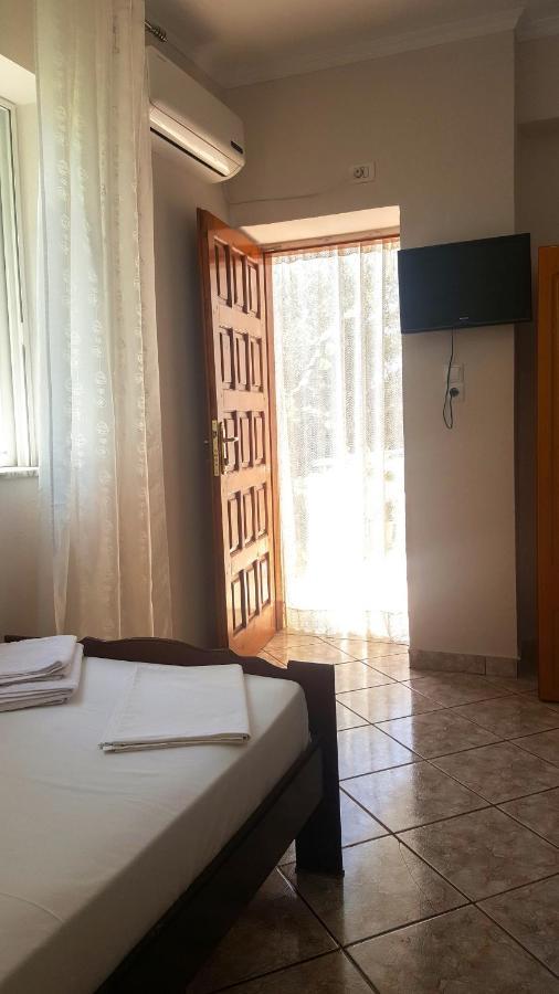 קסאמיל Vita Apartment - Spacious Garden And Balcony 5 Min To Beach & Center מראה חיצוני תמונה
