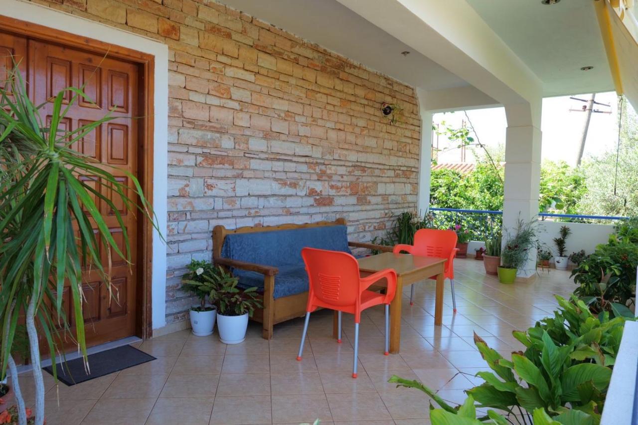קסאמיל Vita Apartment - Spacious Garden And Balcony 5 Min To Beach & Center מראה חיצוני תמונה