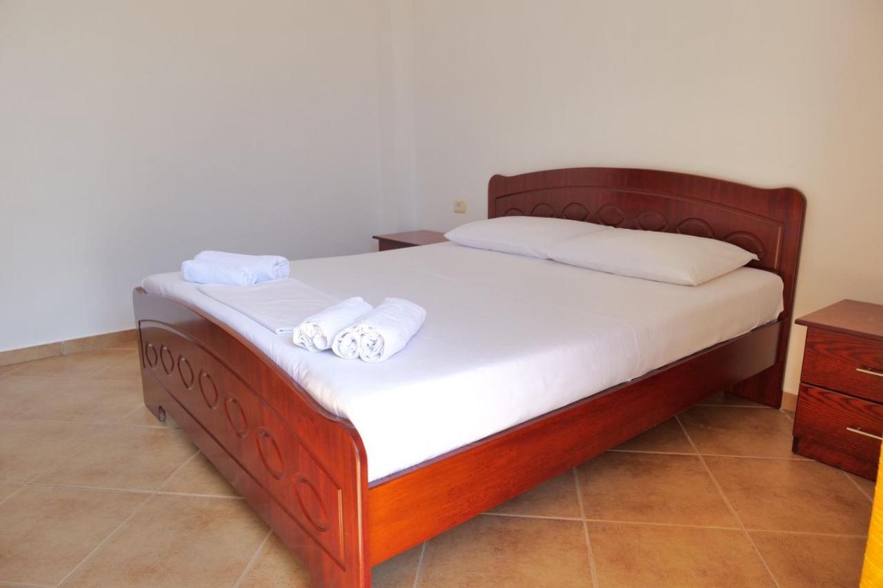 קסאמיל Vita Apartment - Spacious Garden And Balcony 5 Min To Beach & Center מראה חיצוני תמונה