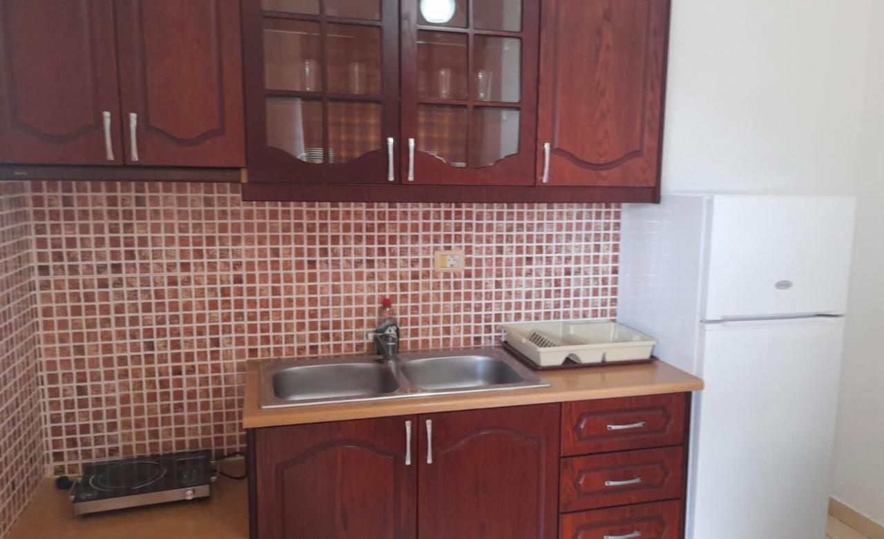 קסאמיל Vita Apartment - Spacious Garden And Balcony 5 Min To Beach & Center מראה חיצוני תמונה