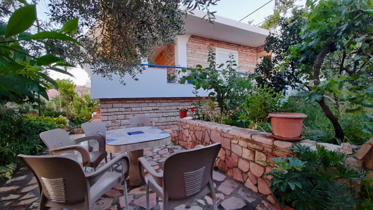 קסאמיל Vita Apartment - Spacious Garden And Balcony 5 Min To Beach & Center מראה חיצוני תמונה