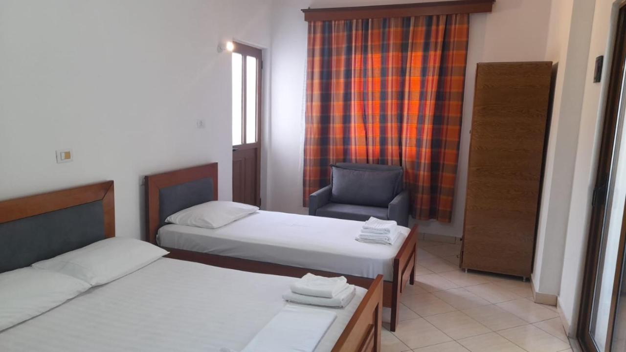 קסאמיל Vita Apartment - Spacious Garden And Balcony 5 Min To Beach & Center מראה חיצוני תמונה