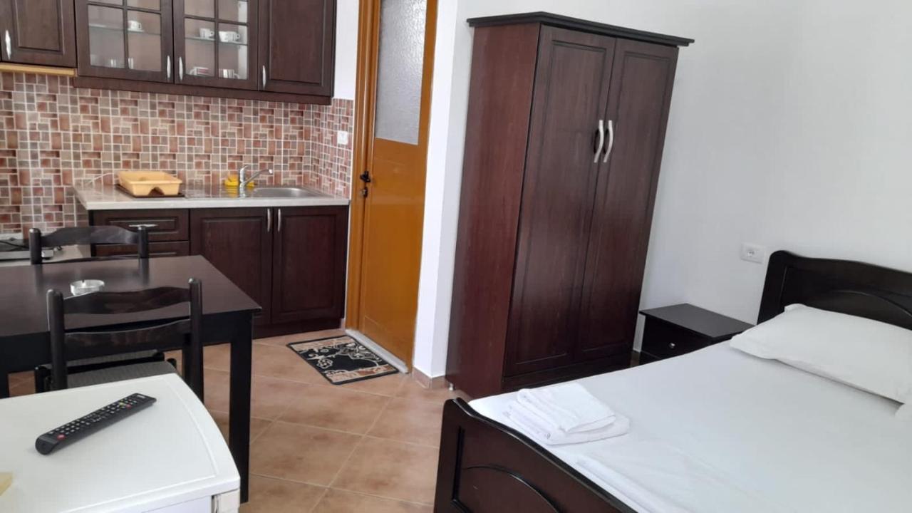 קסאמיל Vita Apartment - Spacious Garden And Balcony 5 Min To Beach & Center מראה חיצוני תמונה