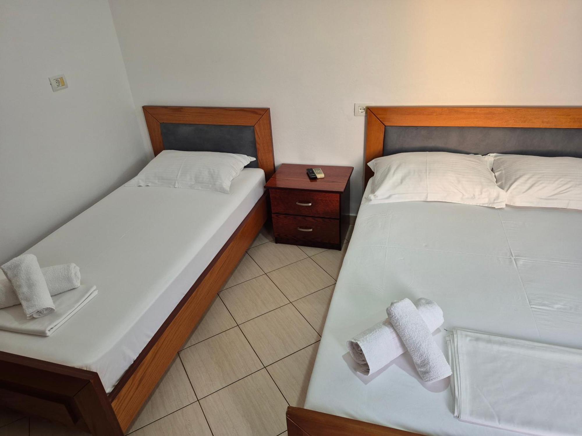 קסאמיל Vita Apartment - Spacious Garden And Balcony 5 Min To Beach & Center מראה חיצוני תמונה