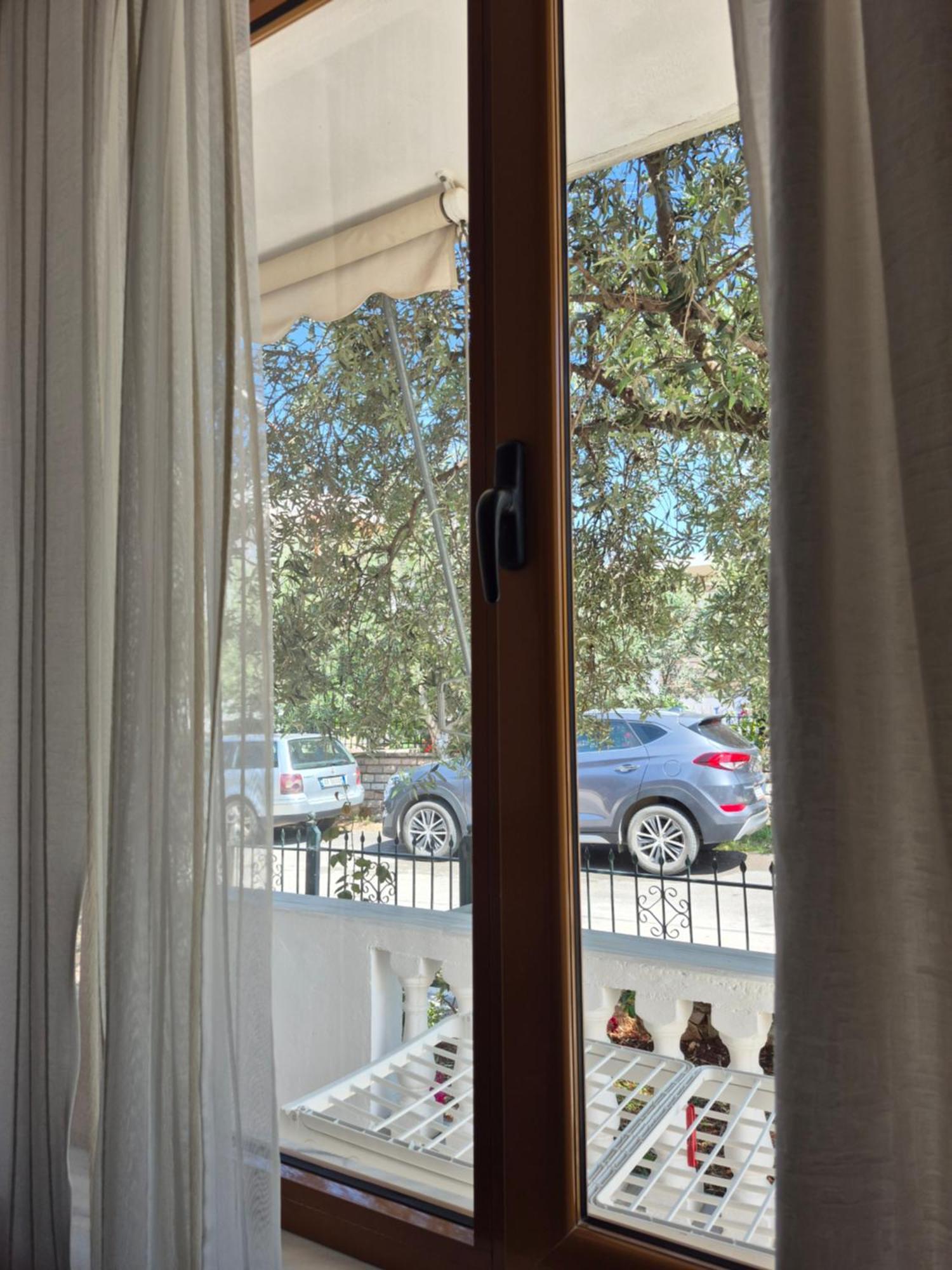 קסאמיל Vita Apartment - Spacious Garden And Balcony 5 Min To Beach & Center מראה חיצוני תמונה