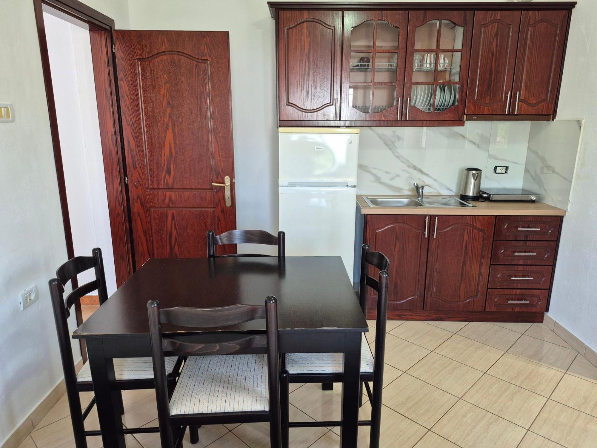קסאמיל Vita Apartment - Spacious Garden And Balcony 5 Min To Beach & Center מראה חיצוני תמונה