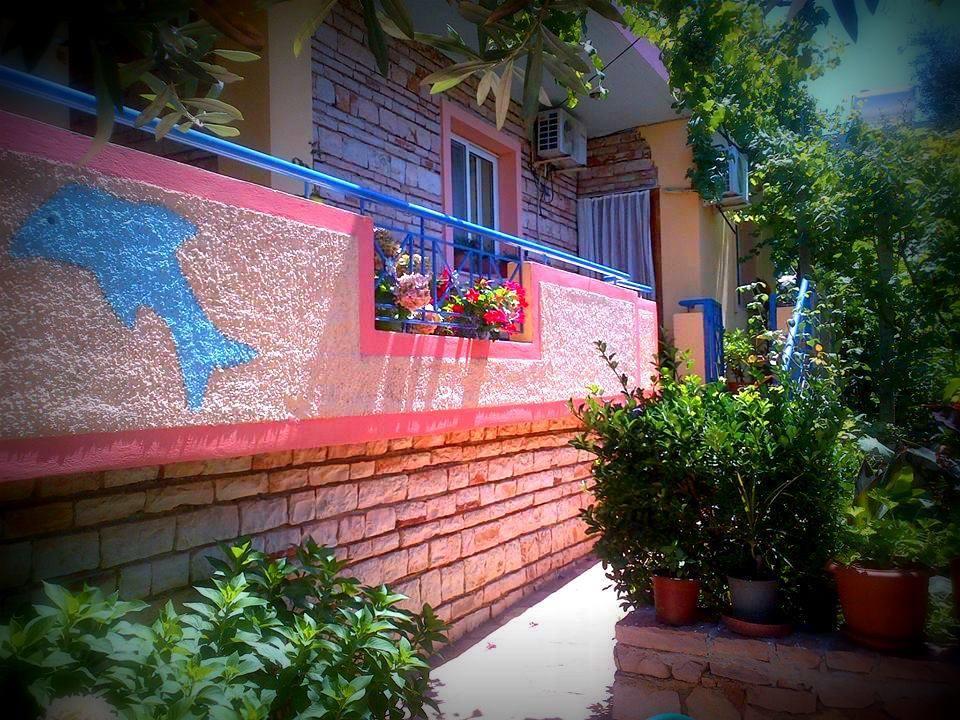 קסאמיל Vita Apartment - Spacious Garden And Balcony 5 Min To Beach & Center מראה חיצוני תמונה